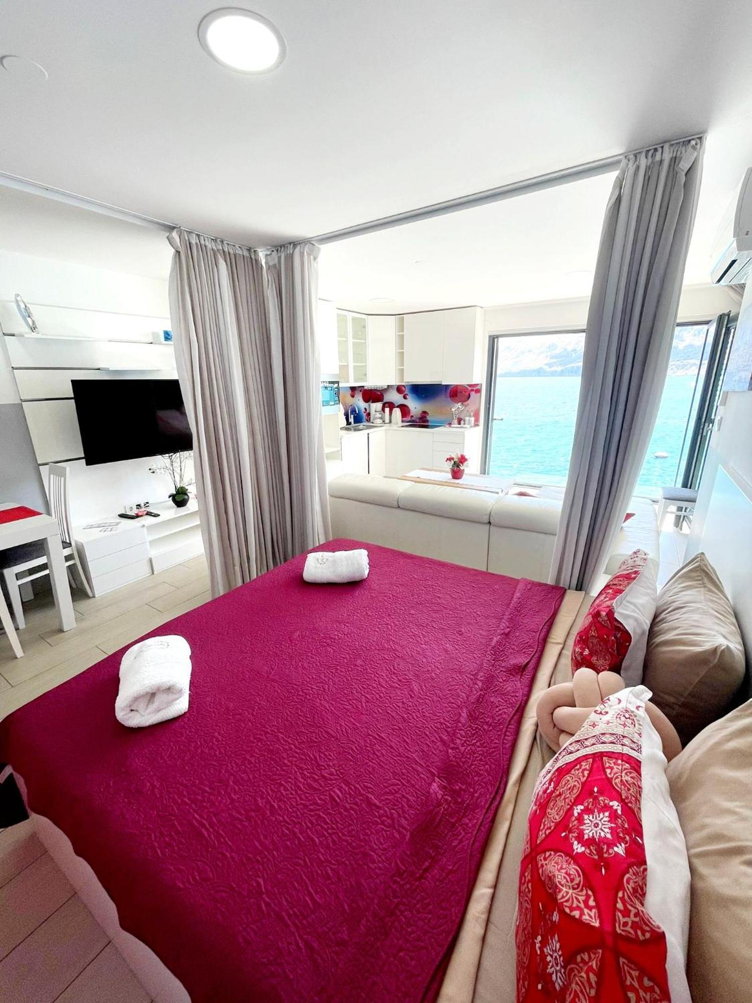 Apartments Palada 1 Baska  Bagian luar foto