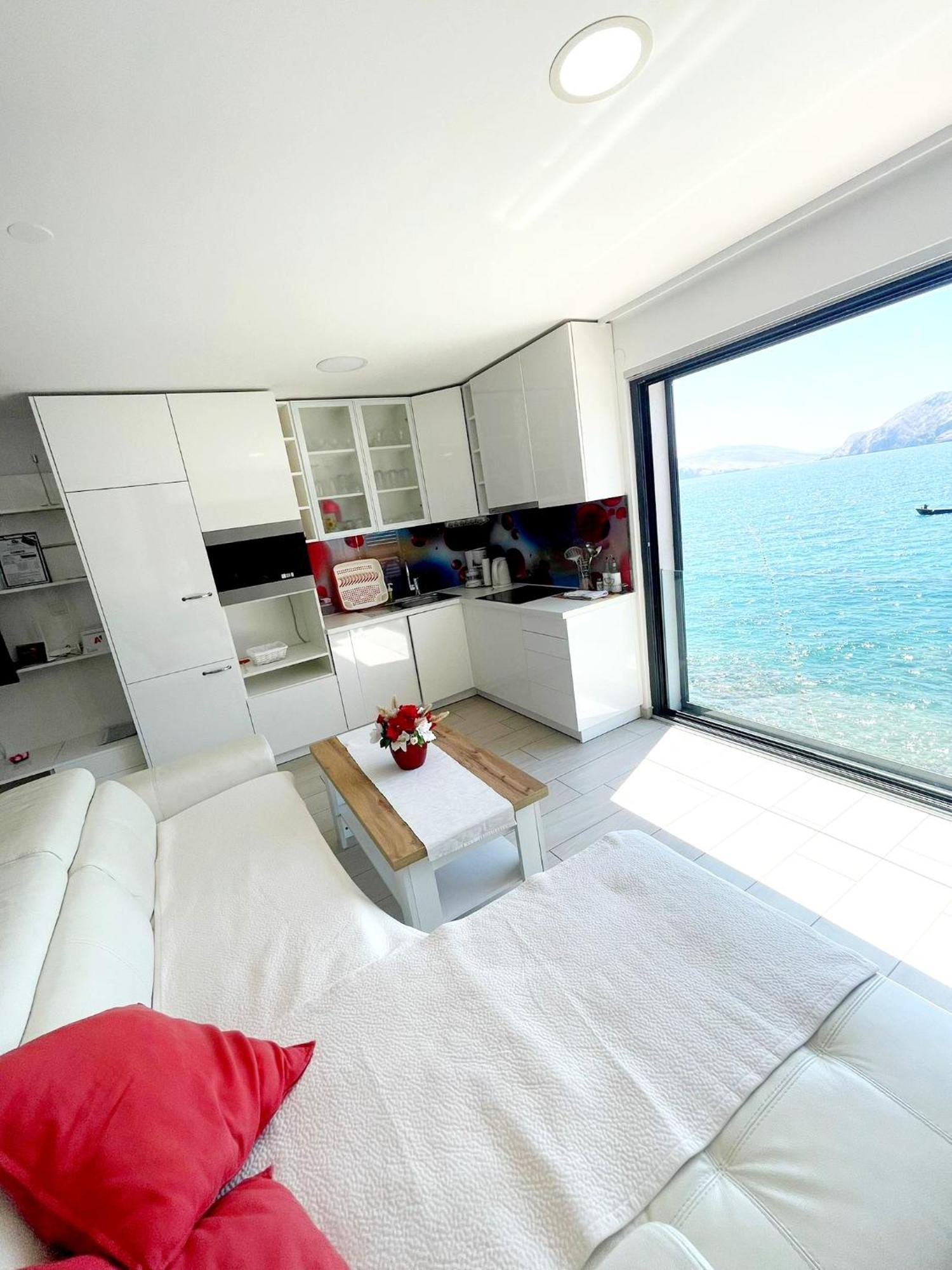 Apartments Palada 1 Baska  Bagian luar foto